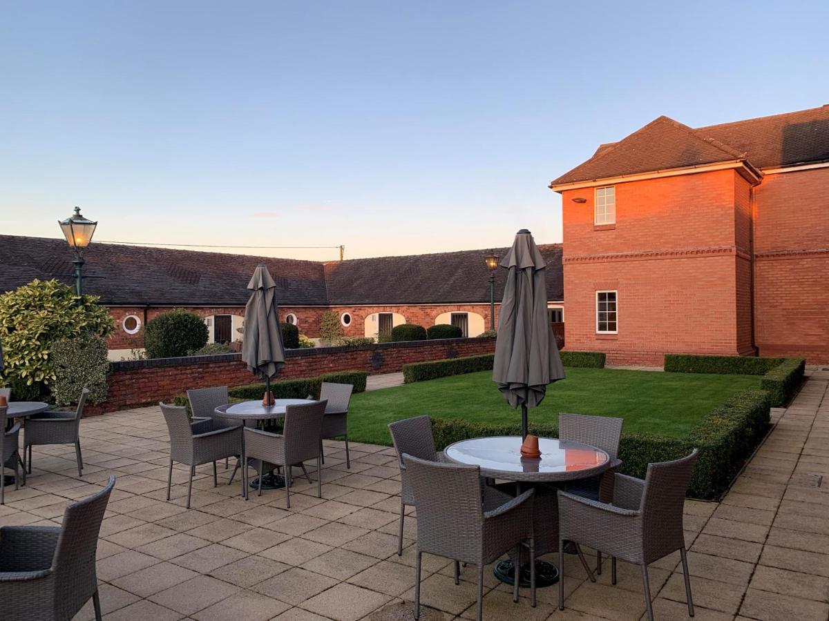 Hunters Lodge Hotel Crewe Εξωτερικό φωτογραφία